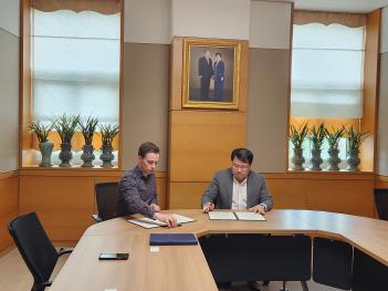 MOUü��_Canada Regent Christian Academy(... ÷���̹���