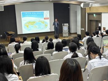 2025 û����_����Ư��(20250714-0717) ÷���̹���